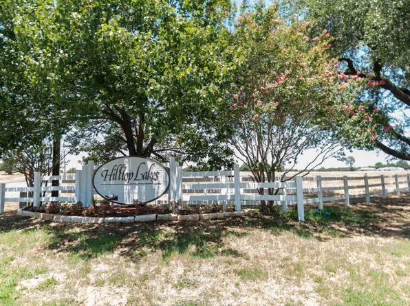 Daisetta St, Hilltop Lakes, TX 77871