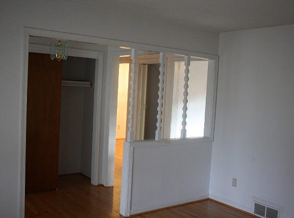 2nd image of 311 Wren Ct