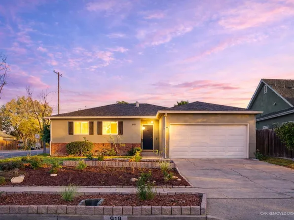 918 Mockingbird Ln, Sunnyvale, CA 94087