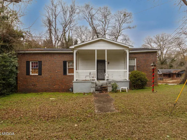 1174 Davis St E, Macon, GA 31211