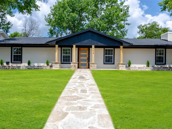 1002 Royal Dr, Kaufman, TX 75142