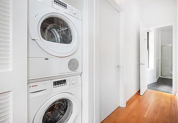 3rd image of 72 Thompson St APT 1B