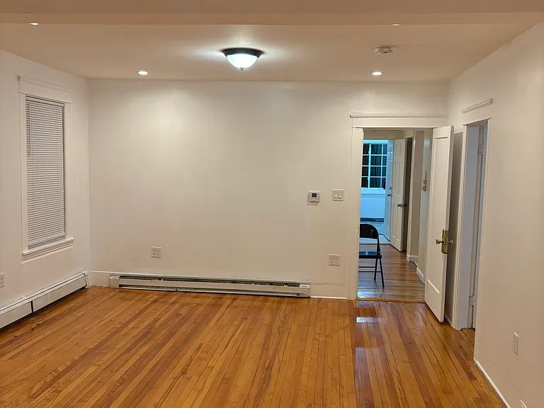 208 Perry Ave #1 — Photo 2