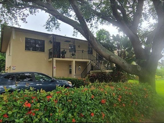3rd image of 2265 Dart Ave