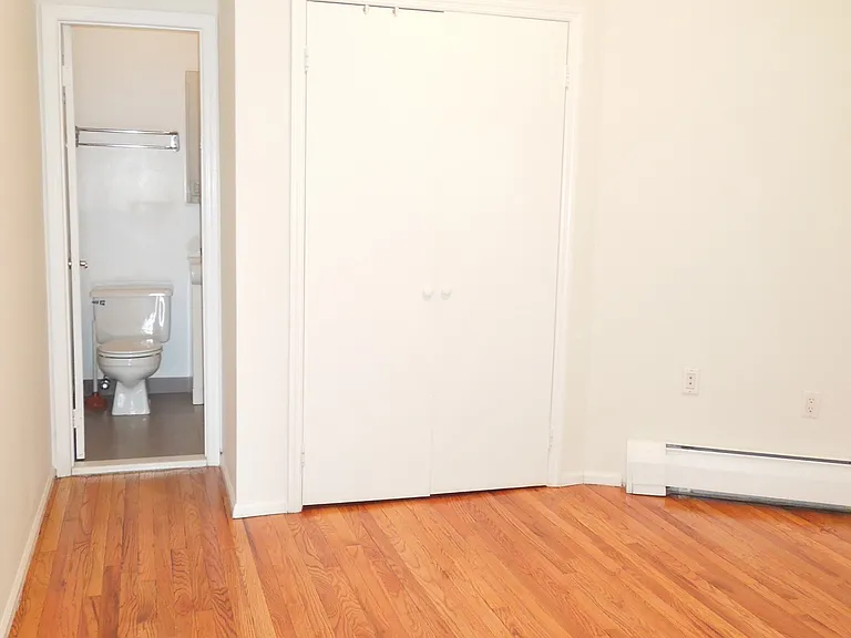 235 E 13th St #6A — Photo 5