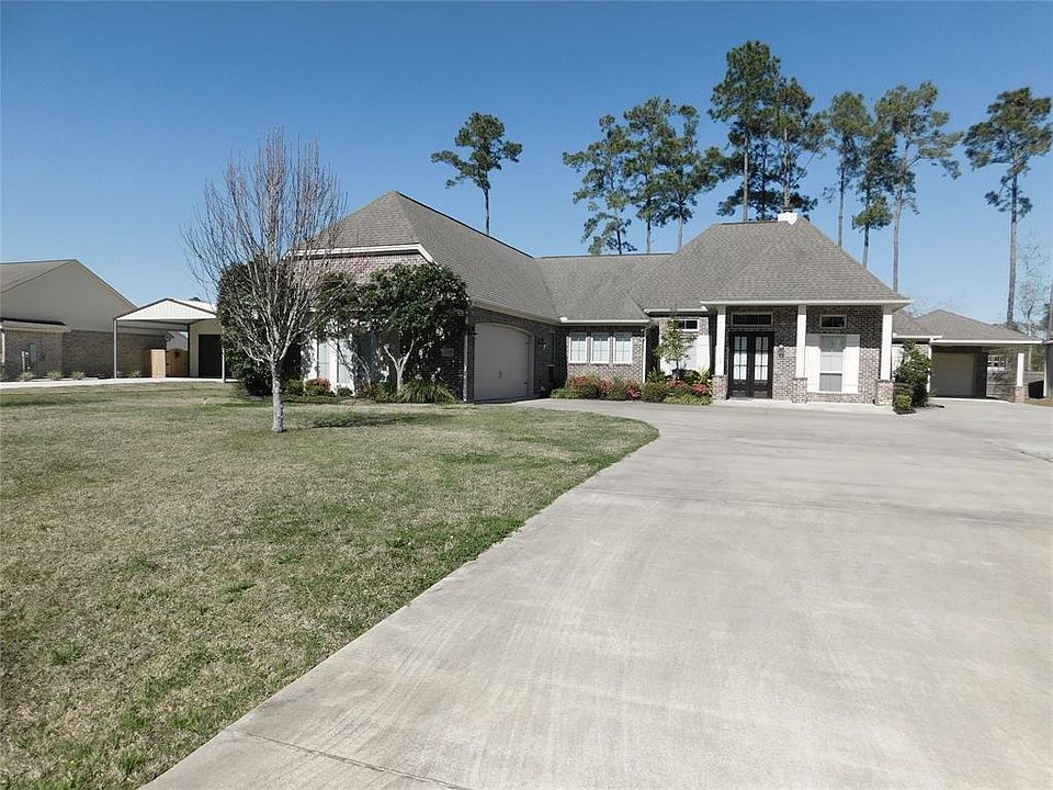 1st image of 12155 Woodland Dr