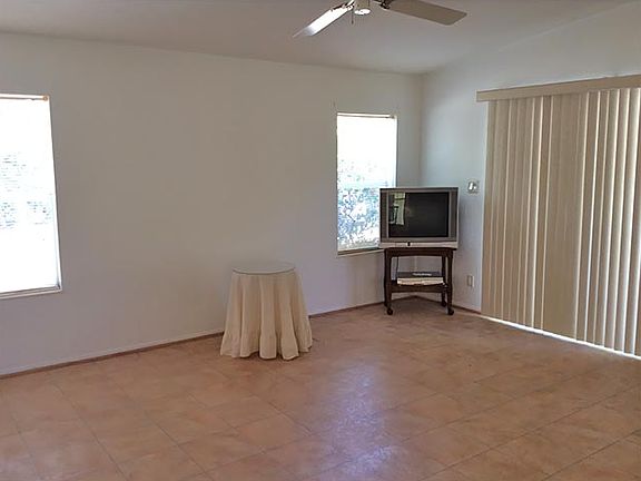 5th image of 6052 Tierra Entrada
