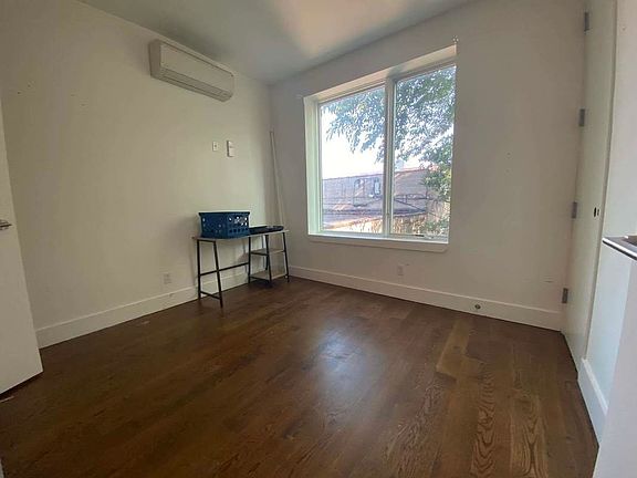 2nd image of 75 Green St #2I
