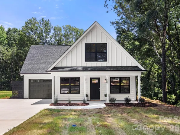 157 McCorkle St, York, SC 29745