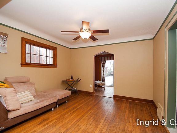 5th image of 2214 Union Ave SE