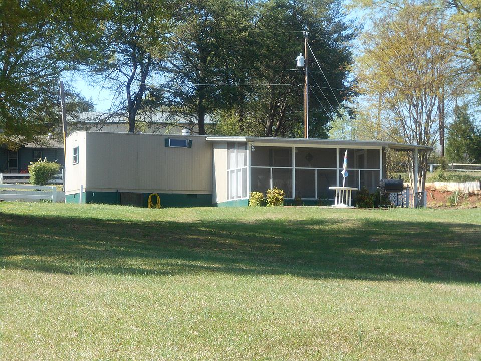 1st image of 527 Lake Rd