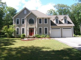 19 Linden St, Douglas, MA 01516