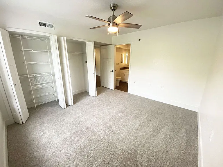 Green Ridge Apartments — Photo 31