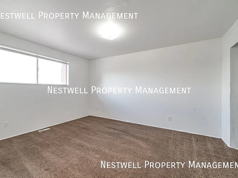 1881 W Lake Park Dr #3 — Photo 12
