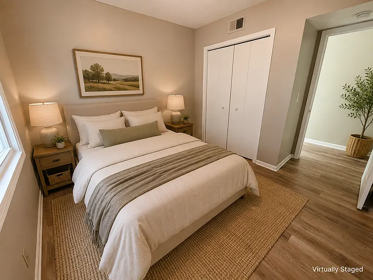 1307 E Market St #1 — Photo 11