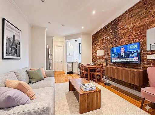 1st image of 340 E 55th St APT 1C