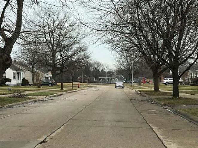 2nd image of 19323 Woodcrest St