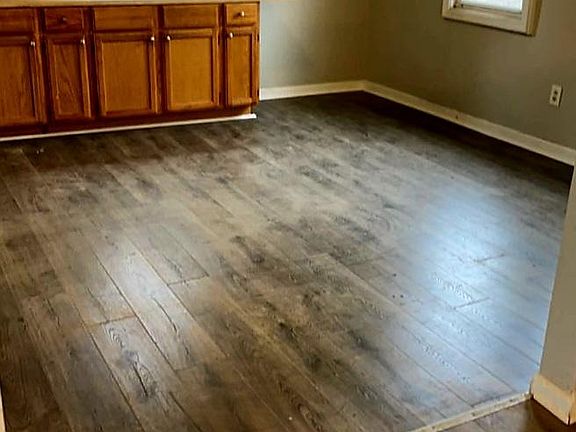 2nd image of 3064 W 47th St #2