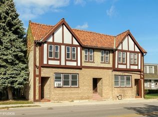 3334 Church St, Evanston, IL 60203