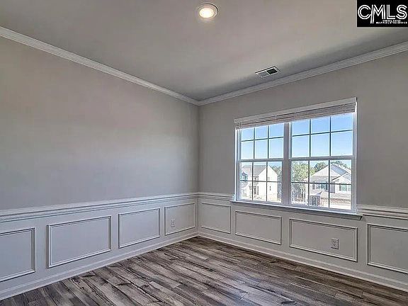 2nd image of 236 Shadowbrook Way
