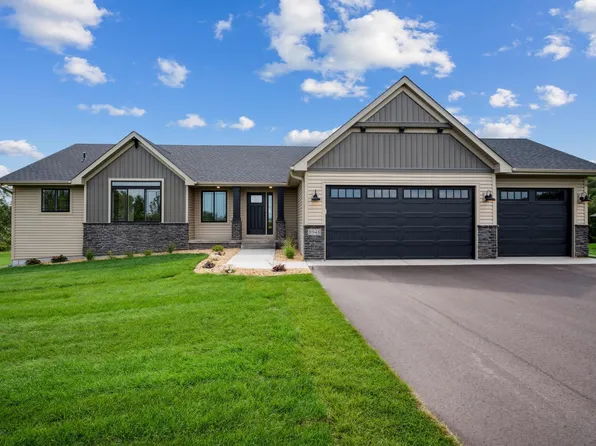8948 265th Ct NE, Stacy, MN 55079