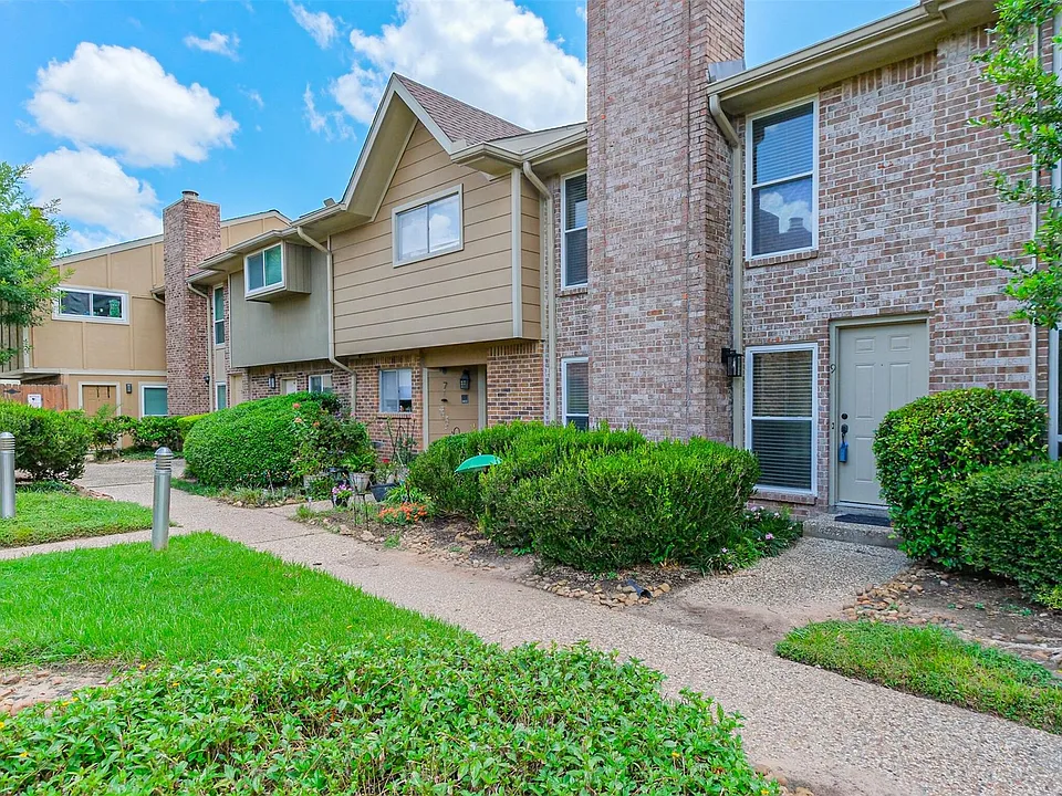 2507 Bering Dr #9