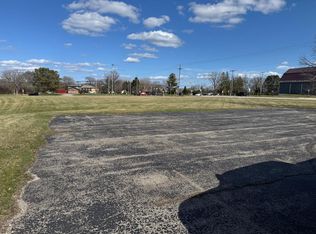 7626 West DONGES BAY ROAD, Mequon, WI 53097