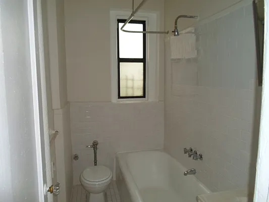 Sold by Manhattan Network Inc. | media 16