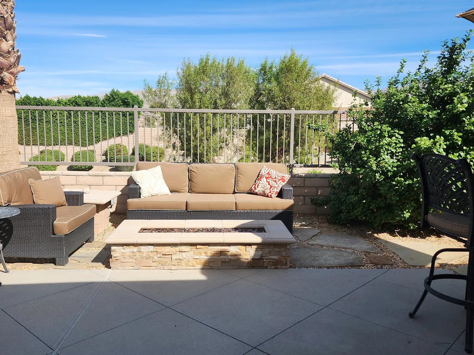 3 bed, 2080 sqft, $4,250 — Photo 3