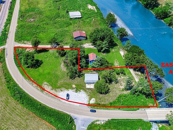 3rd image of 151 Highway 107 S