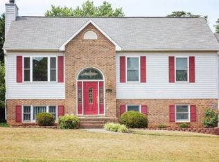 6677 Riverton Rd, Walkertown, NC 27051