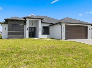 4308 12th St SW, Lehigh Acres, FL 33976