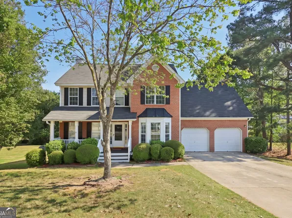 3382 Summit Glen Dr, Loganville, GA 30052