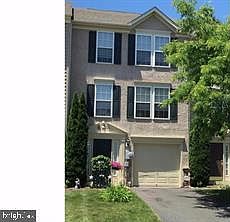 1st image of 16 Dare Ln