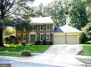 6496 Crayford St, Burke, VA 22015