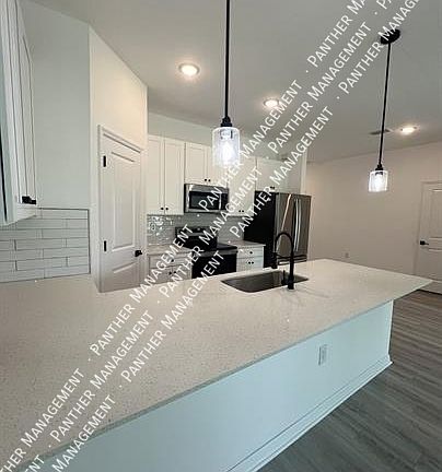3rd image of 4695 Golfview Blvd #4697