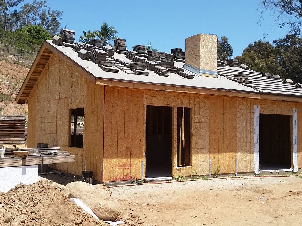 2bed,1 bth,kit,gt rm,lau.fp
