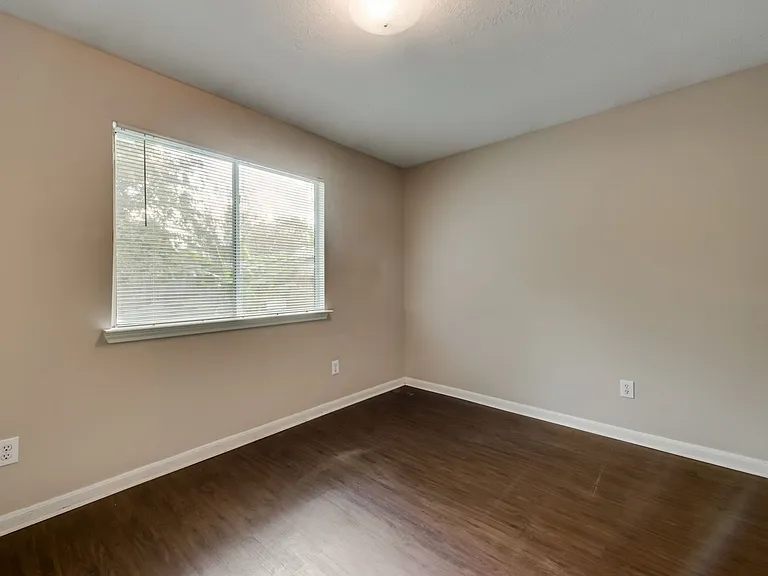 8342 Fuqua Gardens Dr — Photo 12