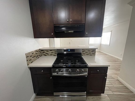 4th image of 1327 W Stoneridge Ct #7
