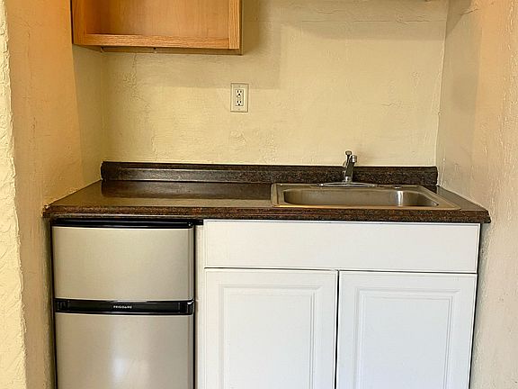 4th image of 229 Atlantic Ave #D32d8c0af