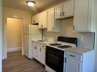1319 Charles St #11391405, Rockford, IL 61104