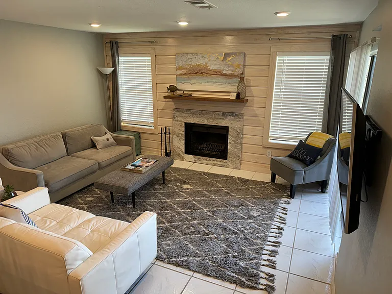 604 Highcrest Dr #214 — Photo 8