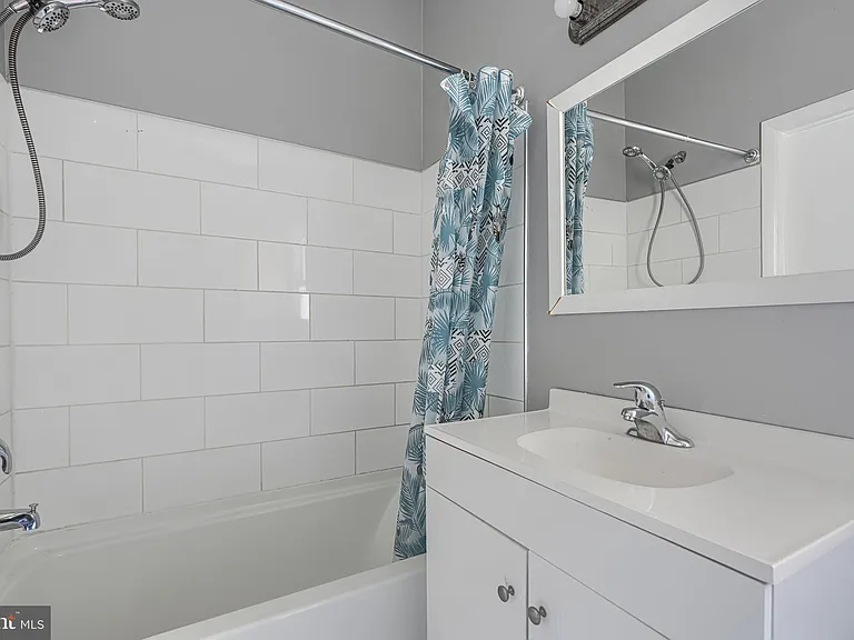 6901 Chippewa Dr — Photo 26