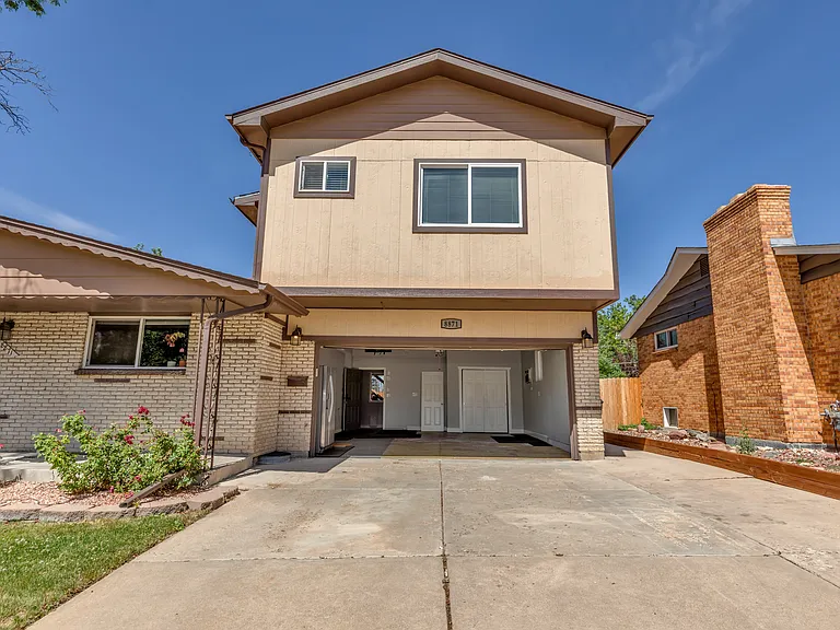 8871 Rutgers St — Photo 10