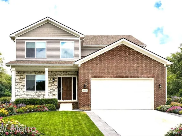 34607 John Bartley Cir, Sterling Heights, MI 48310