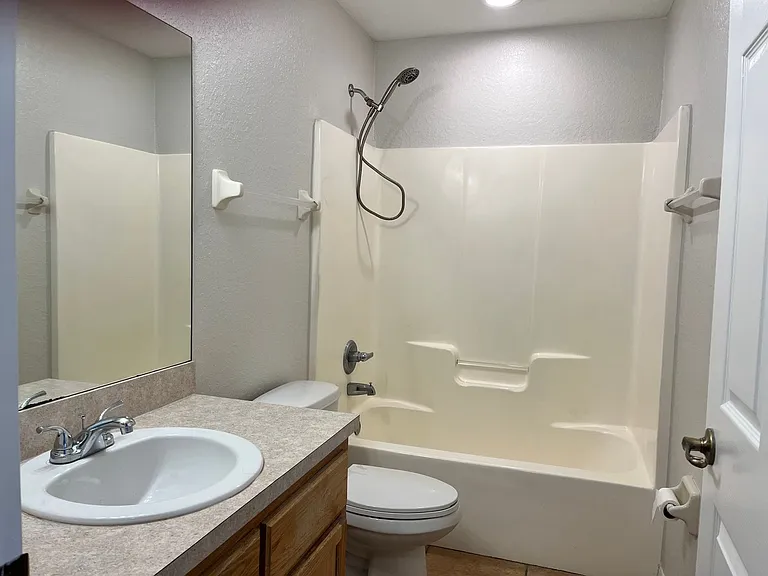 3435 NE 55th Ave — Photo 21