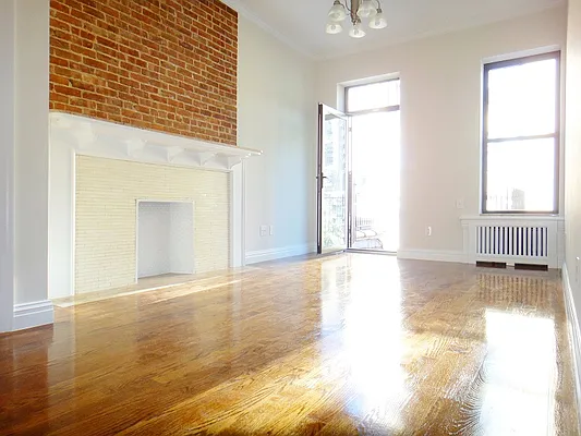 Rented by Balass Ralph, LREB | media 31