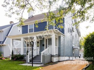 2127 Rossmoor Rd, Cleveland Heights, OH 44118