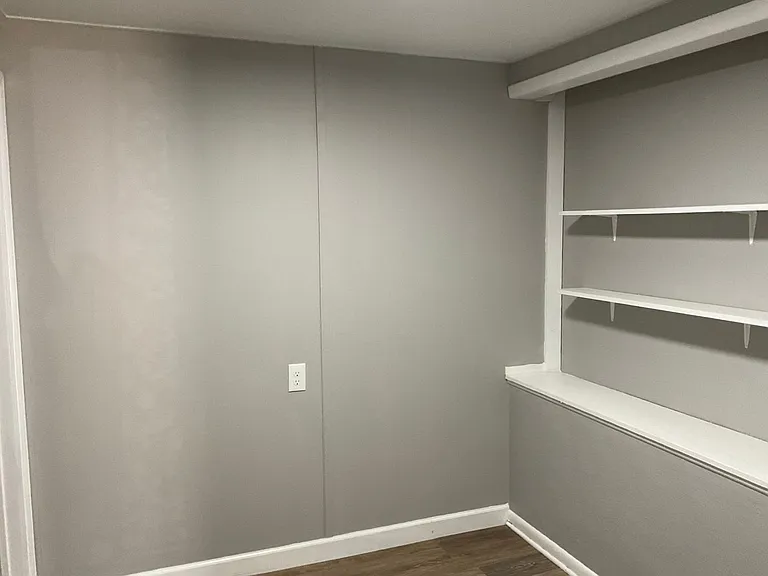 808 N Elm St — Photo 16