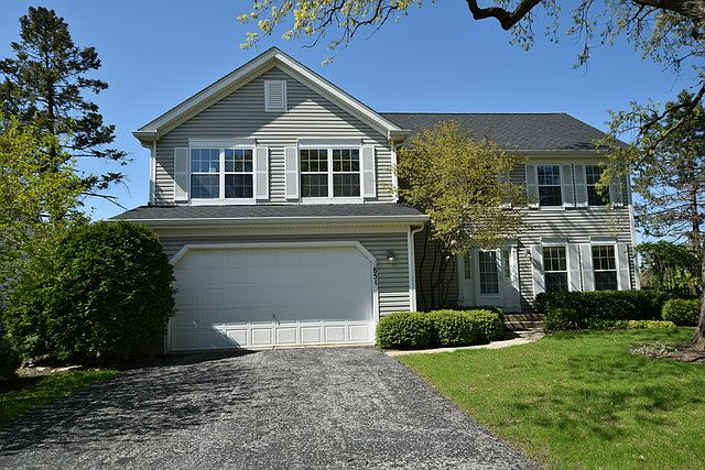 1st image of 851 Waterford Dr